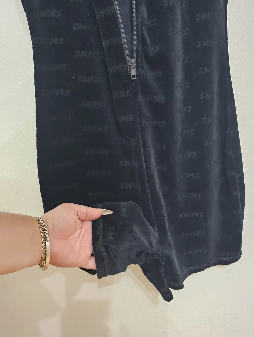 SKIMS Velour Spellout Logo Zip Up Romper SzL